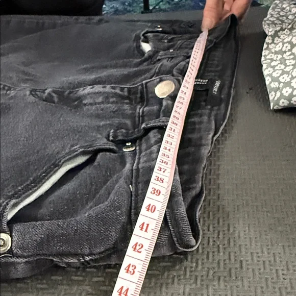 Forever 21 Charcoal Skinny Jeans - Picture 6 of 6